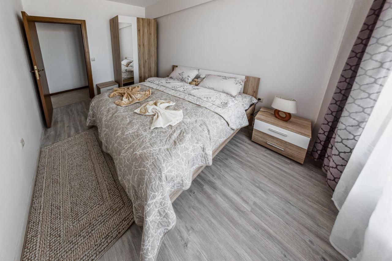 Next To Gondola. Cosy & Elegant 2 Bedroom Apartment In Neon Complex Bansko Bagian luar foto