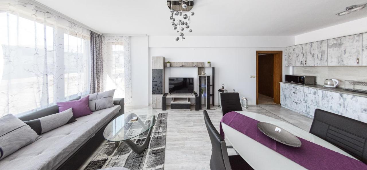 Next To Gondola. Cosy & Elegant 2 Bedroom Apartment In Neon Complex Bansko Bagian luar foto